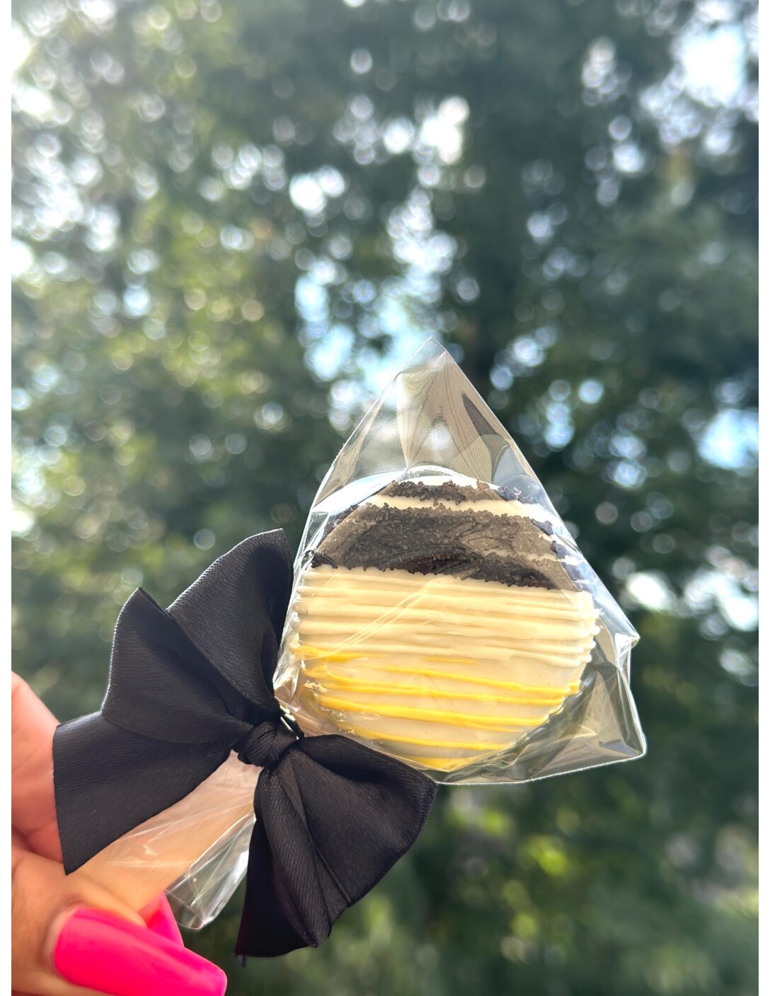 Golden Oreos with White Chocolate - Image 4