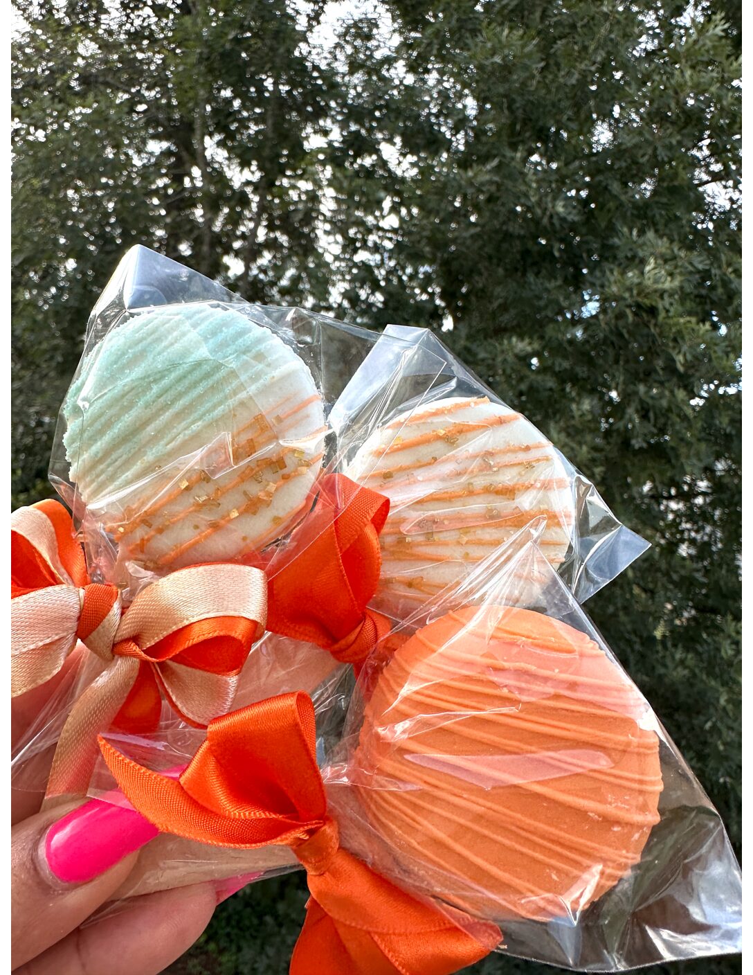 Chocolate Oreos with White Chocolate - Image 3